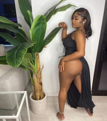 Lesbian female service from Skyler  24 7