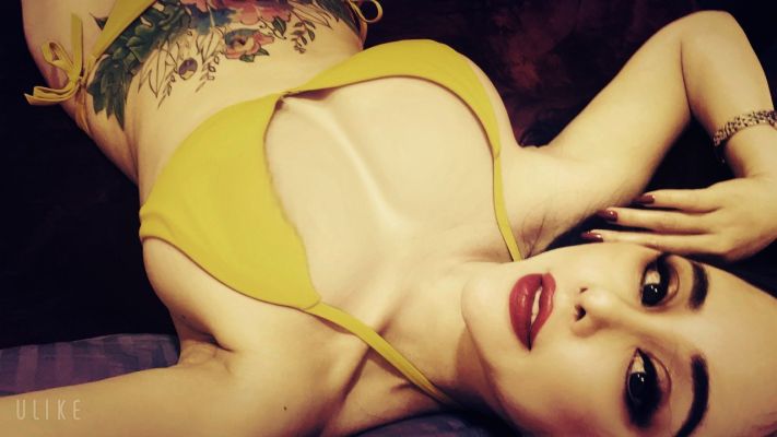 Xia available on escort directory sexodubai.com