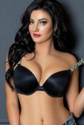 Barbara, height: 154, weight: 46