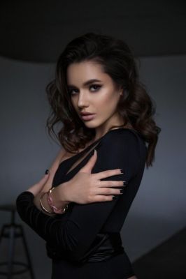 Find escorts on sexodubai.com: book your time with kinky Unice