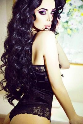 UAE escort Jolana, 166 cm, 61 kg ready for an encounter