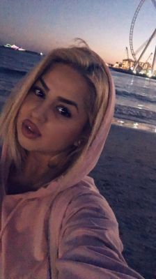 Dubai escort girl Kami available for hot sex