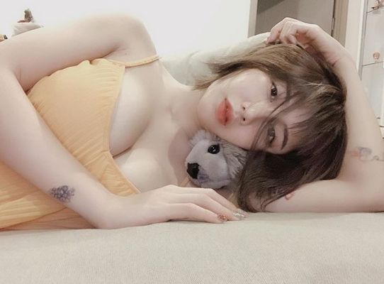 Escort babe Ingrid in Dubai