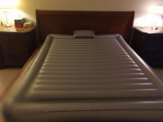 Indian call girl in Dubai: weight: 69 kg, height: 171 cm