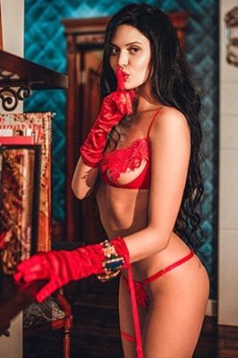 call girl Amelia (Dubai)