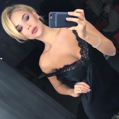 escort Finley — pictures and reviews