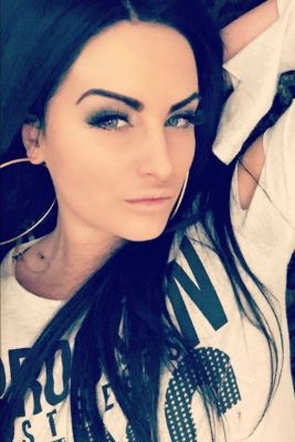 Top class woman will meet a generous man for AED 2500