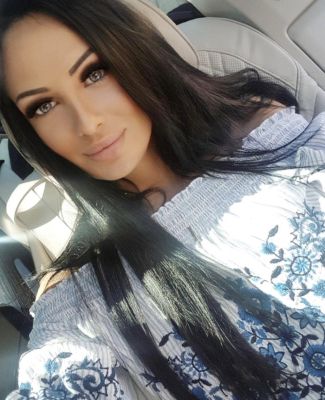 Dubai massage service offered by hooker Florence