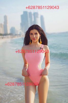 One of the kinkiest escorts for couples available on sexodubai.mobi