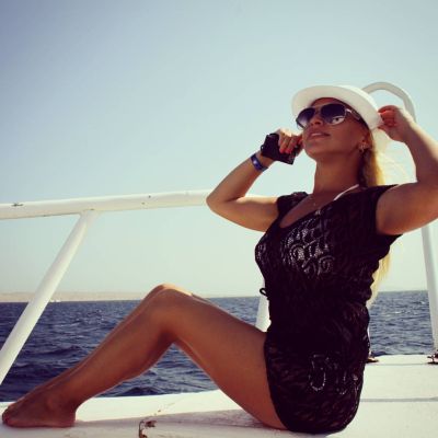 Asian prostitute on sexdubai.club with sexy photos