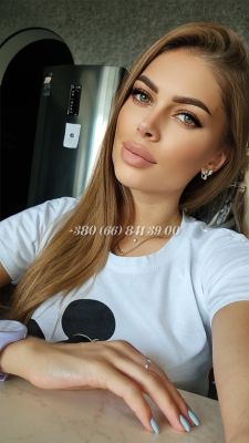 Latex woman Janine for BDSM dating