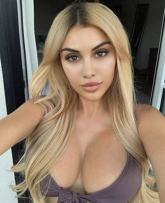 Asian escort in Dubai for classic and oral sex for AED 1800