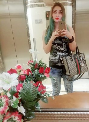 Abby - escort lady for your pleasure for AED 1800 per hour