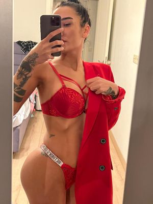 The best of escort women in Dubai - Daphne, 25 y.o.