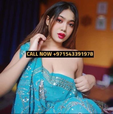 Beautiful escort elite girl Vivian will be your perfect company in UAE