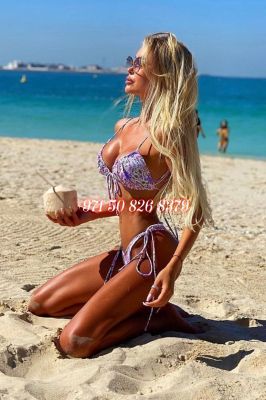 Book one of UAE malay girls: Claudia