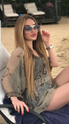 The best woman among the girls UAE has in store - Peyton