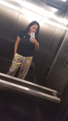 Call girl in Dubai: Lara available 24 7