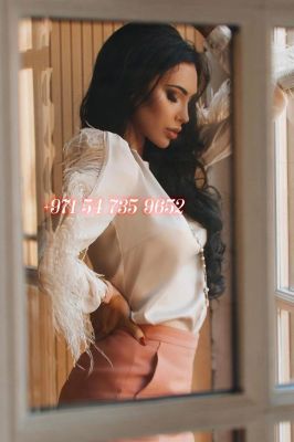 Date Dubai escort — independent girl Rhiannon from sexodubai.com