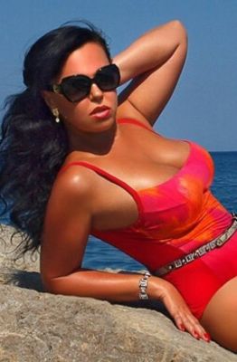 massage escort Micaela