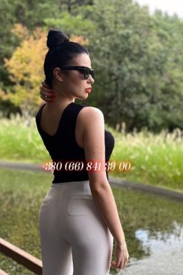 call girl Isabelle, from Dubai