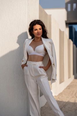 24 7 Dubai escort Kami, aged 30 is always at your service