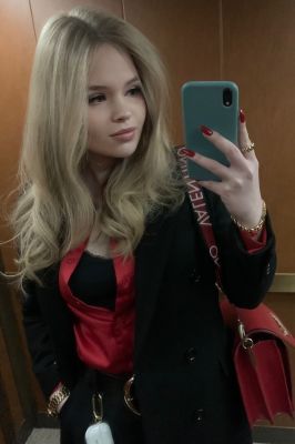 Arab escort in Dubai is waiting for your call at +971 42 544 8685