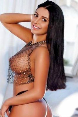 Escort 24 7, Eve is a perfect partner for sex in Dubai