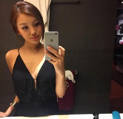 Lesbian hooker Darla works 24 hours