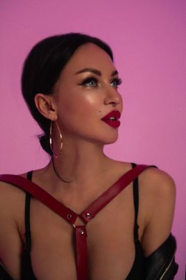 Zoey available 24 hours on escort web site sexodubai.mobi