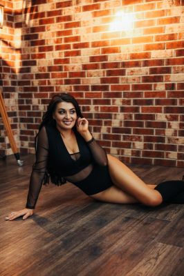 Night with Dubai indian escort, book at +971 61 728 6252