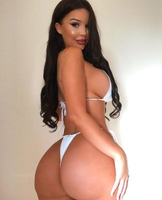 Dubai erotic massage service from Miranda