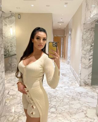 One of the cheapest Dubai escorts. Rates start from AED 3000/hr