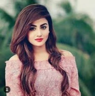 Cheap incall escort invites you to her place in UAE