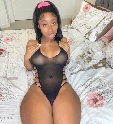 Visit Dubai incall escort Isabelle for an hour or two (1 hour AED 2500)