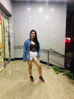 Anal escort : a Dubai girl Frances for butt sex, price from AED 1800