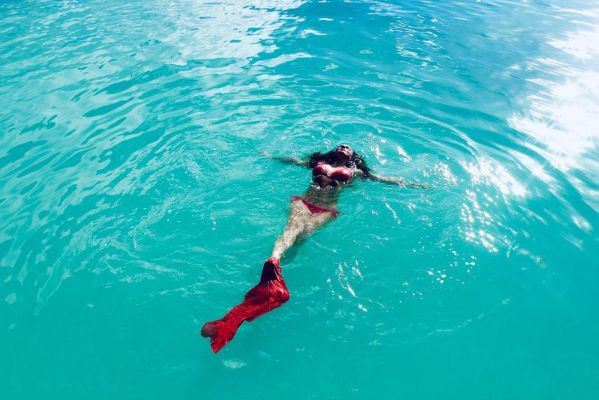 Ariella, 24 y.o.: escort and massage in Dubai