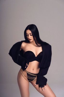 Domination escorts in UAE for BDSM 24 7