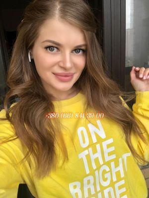 Book a hot Karmen, 163 cm on the best escort website