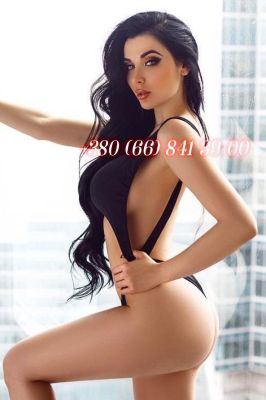 Black prostitute Kass is waiting on sexodubai.com