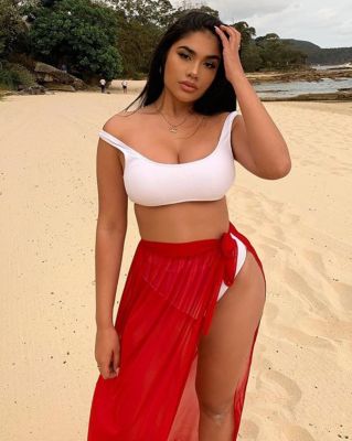 Liz - italian escort based in Dubai