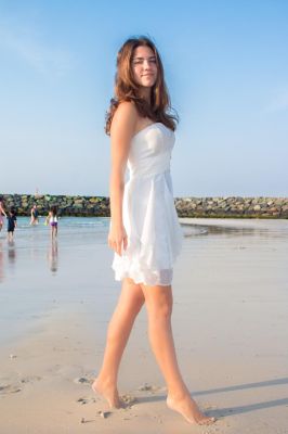 Book an escort in Dubai for AED 3000 per hour