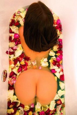 Sex with french woman in UAE, call +971 17 832 8344