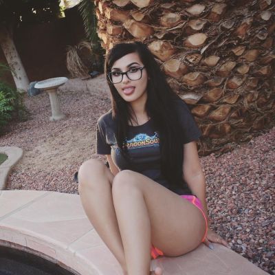 Call girl Adora — photos and reviews