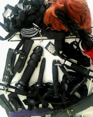 Independent massage escort in UAE: Andrea — professional service from AED 2000