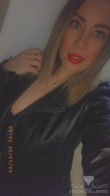 Have sex in Dubai with a 30 y.o. escort Veda