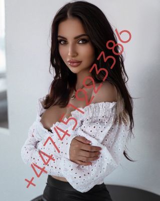 Beautiful girl Mimi from escort agency in UAE