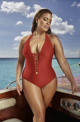 Asian escort in Dubai for classic and oral sex for AED 2000