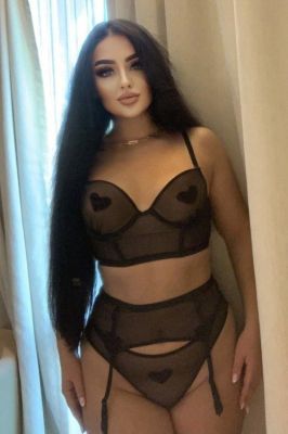 Dubai happy massage from hot Bellona (29 y.o.)