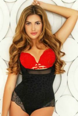 call girl Nicole (Dubai)